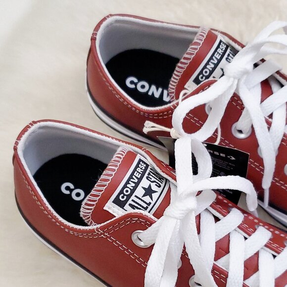 Converse Chuck Taylor All Star Leather Low Top Shoes - Picture 4 of 7